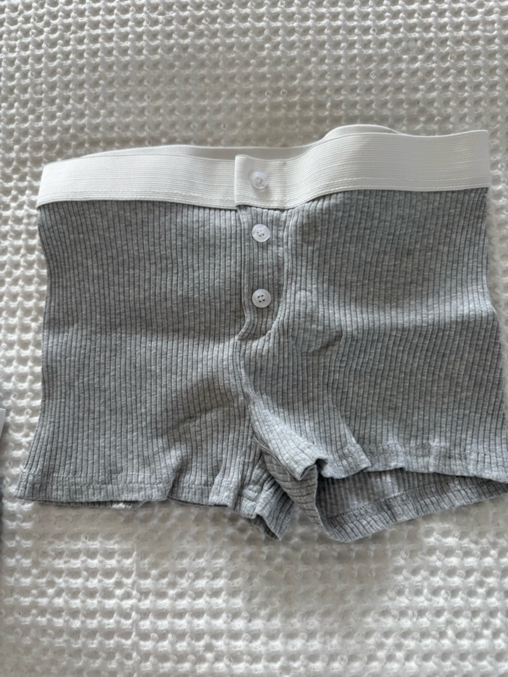 Ribbed Grey Cotton-Blend Shorts with White Waistband